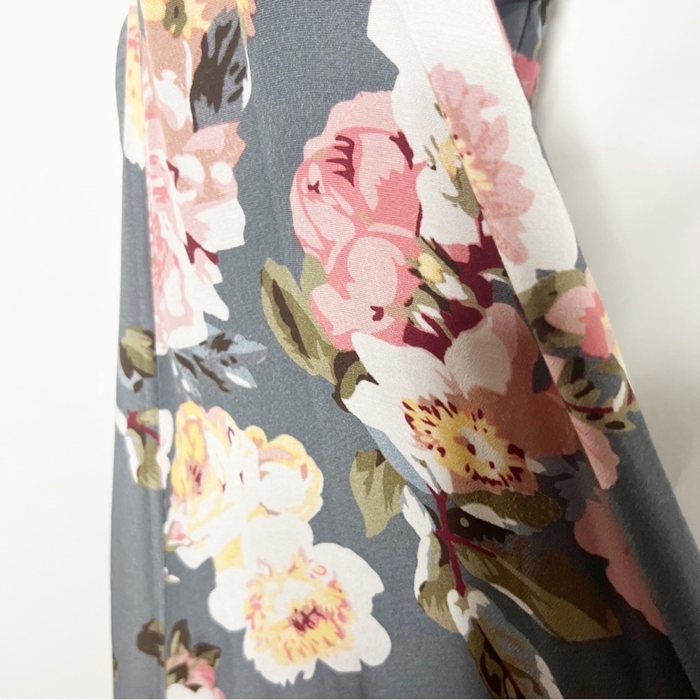 Privacy Pleaae Floral Gray Ruffle Wrap Dress - Picture 4 of 6
